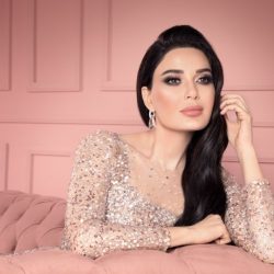 اختيار فنانة عربية لتكون وجهاً إعلانياً لـ سامسونغ والملكة رانيا تعبر عن حبها لزوجها الملك عبدالله