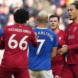 ليفربول يحسم الديربي امام ايفرتون 2-0 وتشيلسي يفوز على وست هام وانتصار مهم لبيرنلي