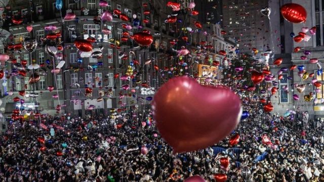 23/1/1:العالم يحتفل بعد انحسار فيروس كورونا وأستراليا وكندا تفرضان اختبار Covid  على الصينيين