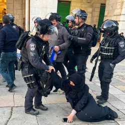 23/4/5:اجتماع طارئ للجامعة العربية لمناقشة اشتباكات المسجد الأقصى،واتفاق بين العراق وتوتال الفرنسية حول مشروع للطاقة بـ27 مليار دولار