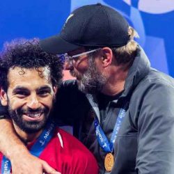 ليفربول يترنح وصلاح الى باريس وارسنال يخسر وايفرتون وبرينتفورد يفوزان ودورتموند يكتسح وفياريال يخسر