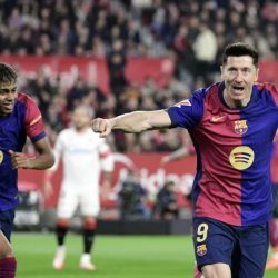 برشلونة ينتزع الصدارة،جنوى يستيعد بريقه، تعادل النصر وفوز الاهلي،تأهل الكاراز وخروج  حبيب في دورة الدوحة